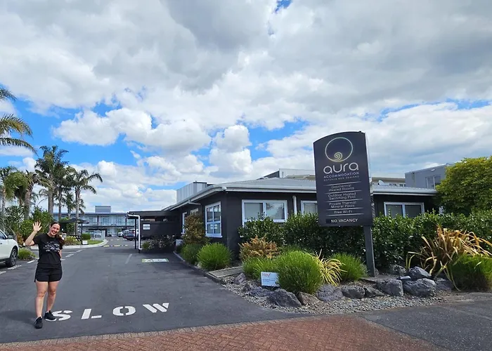 Aura Motel