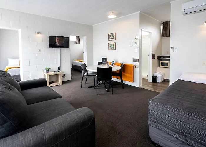 Aura Motel
